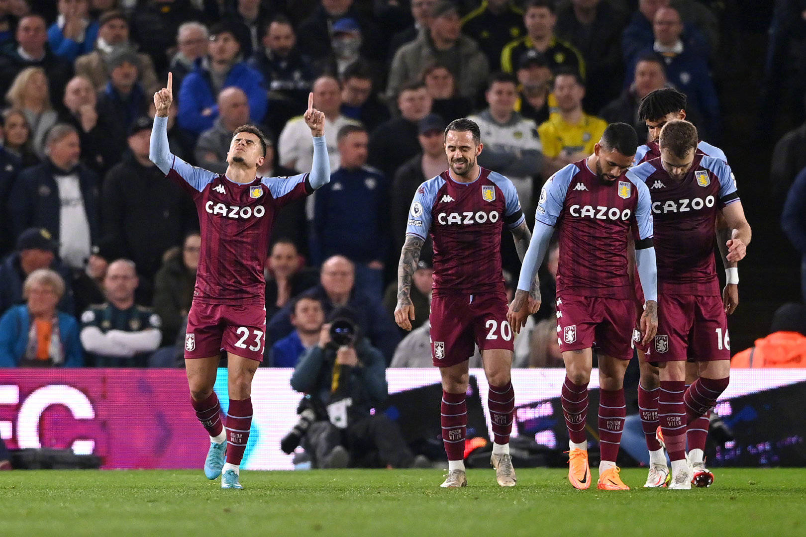 同时鼓励他 同时鼓励他