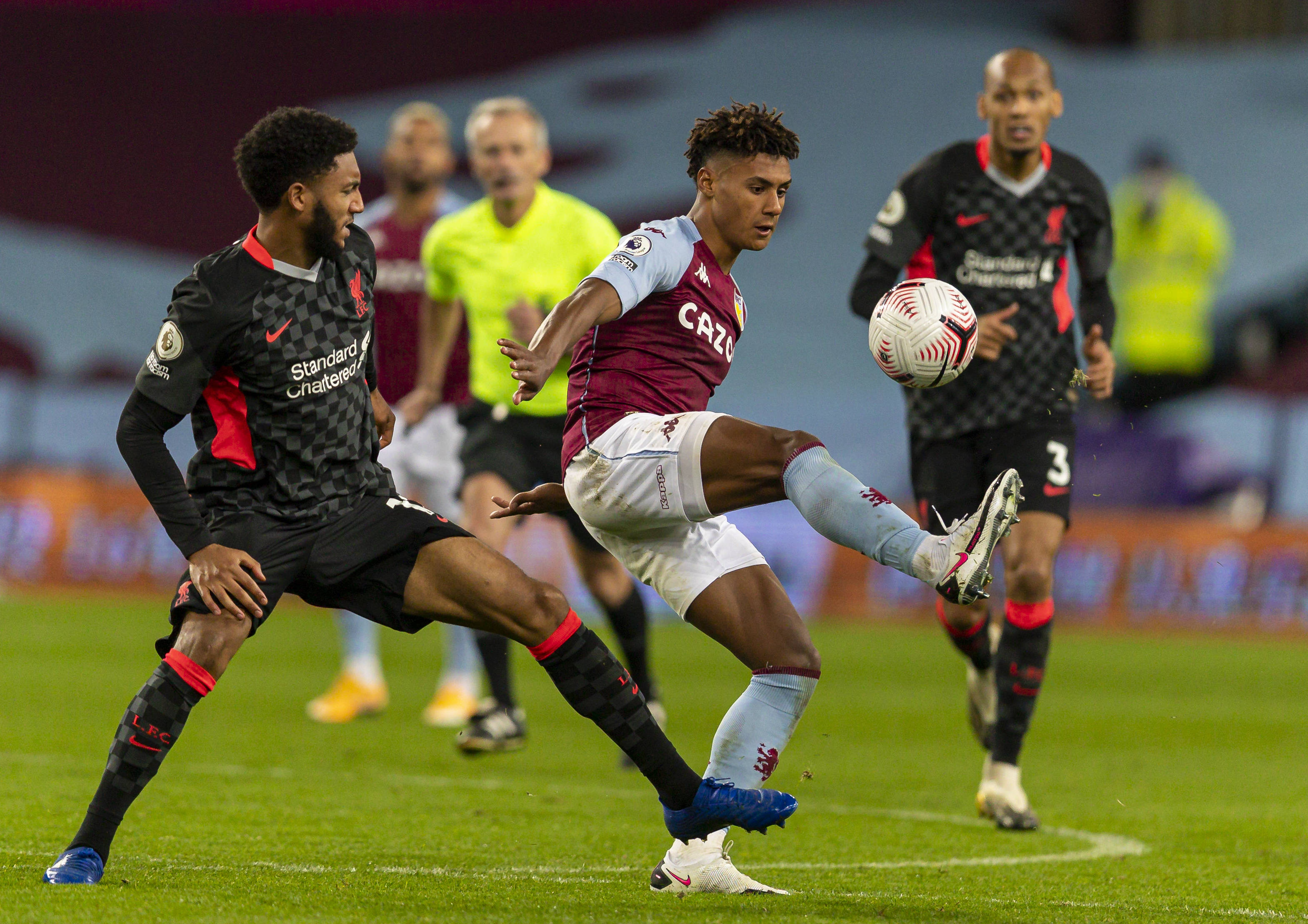 球迷们期待 球迷们期待